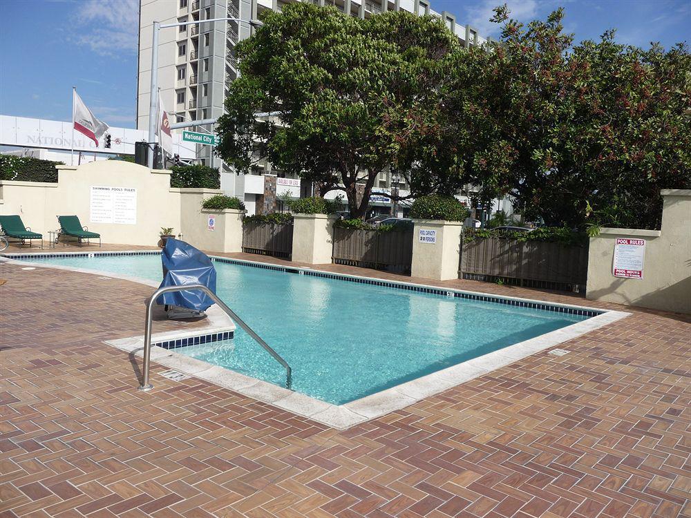 Ramada By Wyndham San Diego National City Zewnętrze zdjęcie