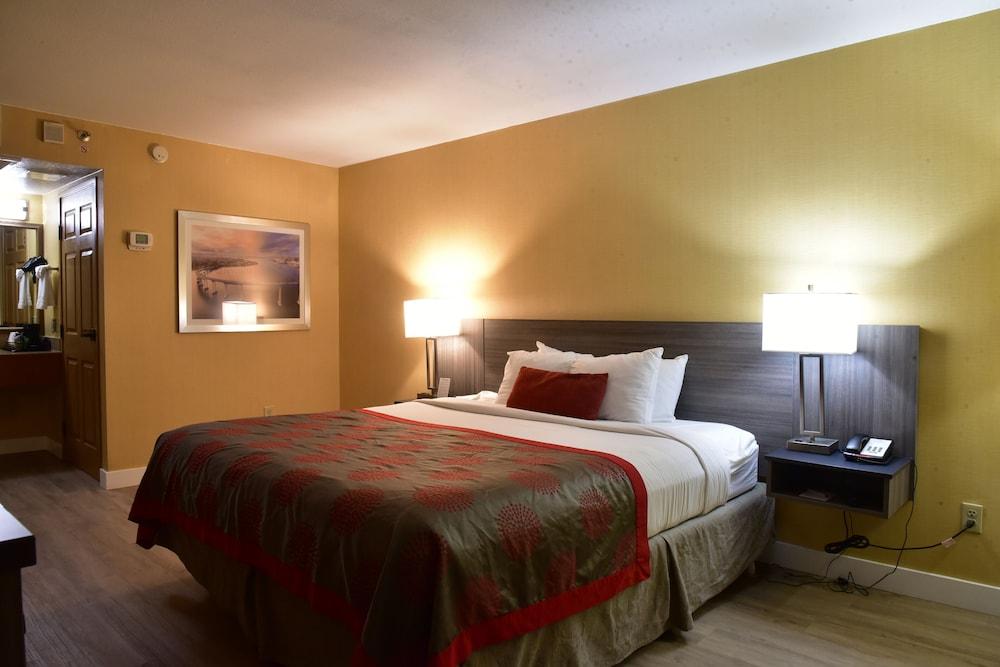 Ramada By Wyndham San Diego National City Zewnętrze zdjęcie