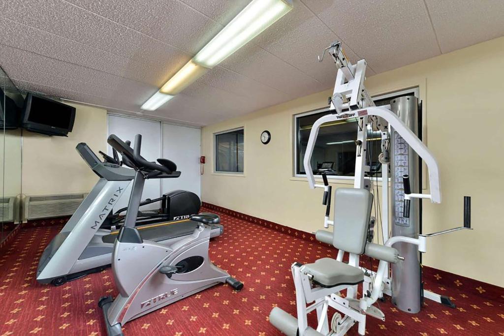 Ramada By Wyndham San Diego National City Zewnętrze zdjęcie