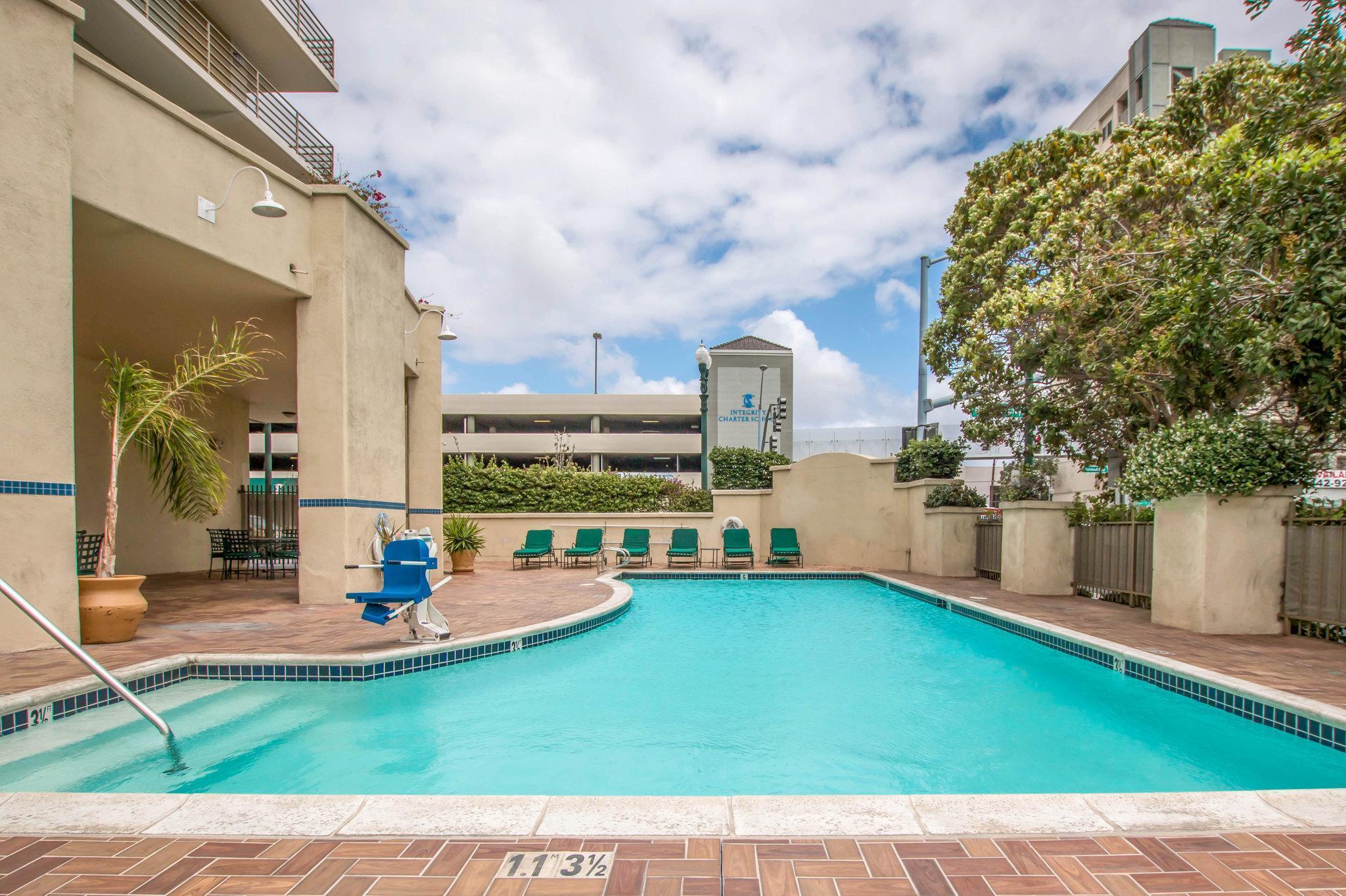 Ramada By Wyndham San Diego National City Zewnętrze zdjęcie