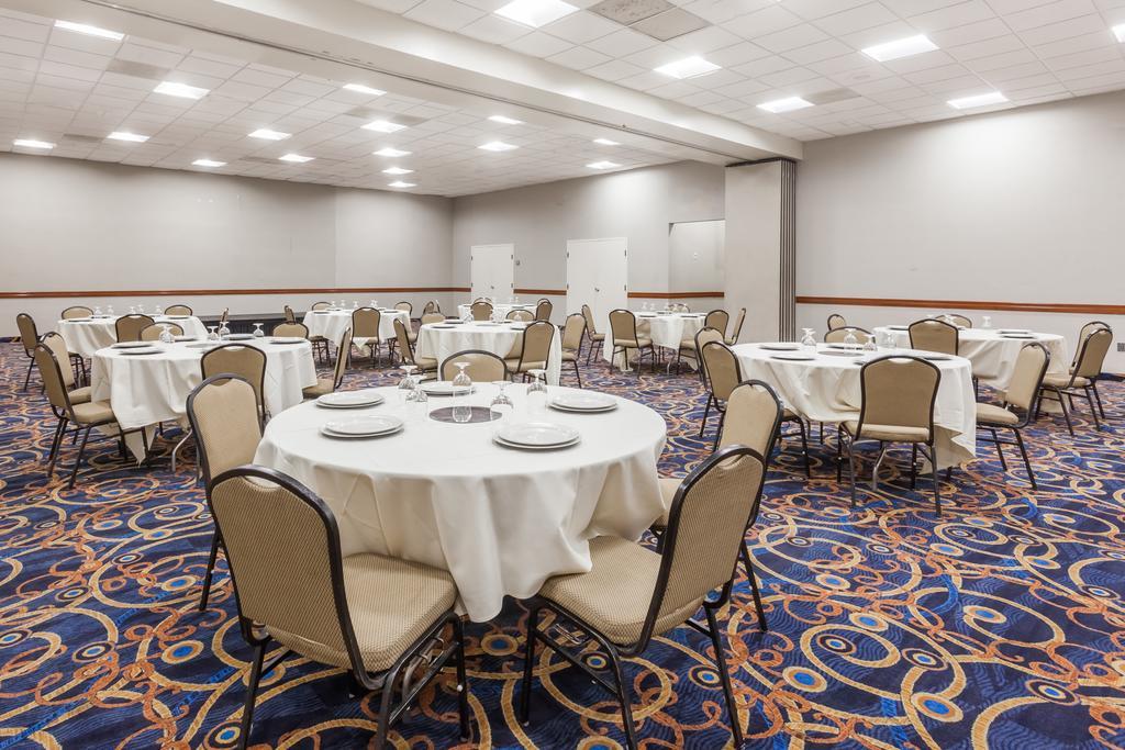 Ramada By Wyndham San Diego National City Zewnętrze zdjęcie